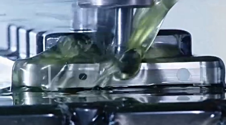 小米4、魅族MX4手機外殼加工用的是什么切削液？